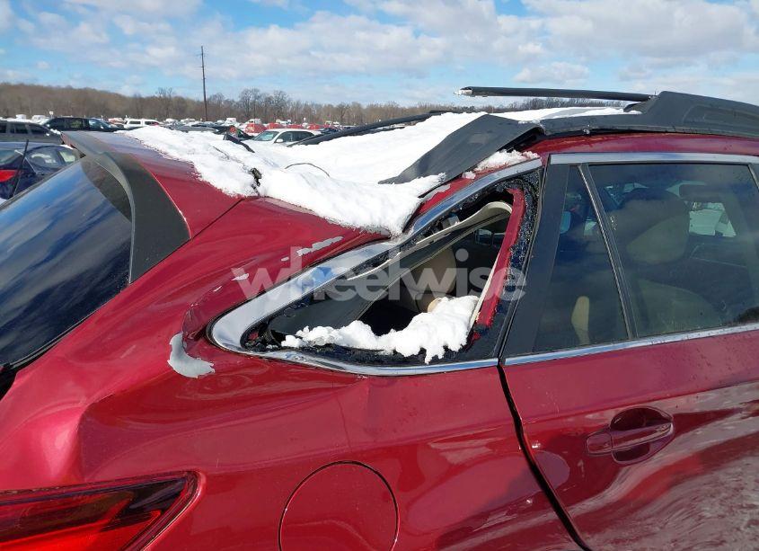 Photo 6 of 2018 Subaru Outback 3.6R LIMITED (VIN 4S4BSENC1J3221721)