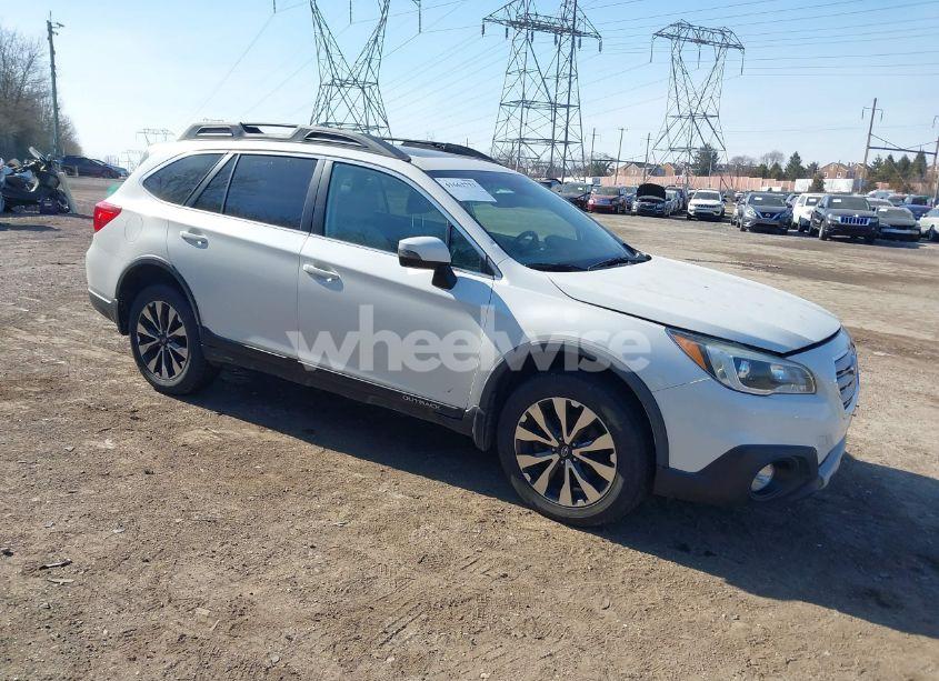 2016 Subaru Outback 3.6R LIMITED (VIN 4S4BSENC3G3224273) main photo