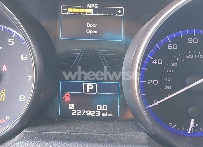 Photo 16 of 2016 Subaru Outback 3.6R LIMITED (VIN 4S4BSENC3G3224273)