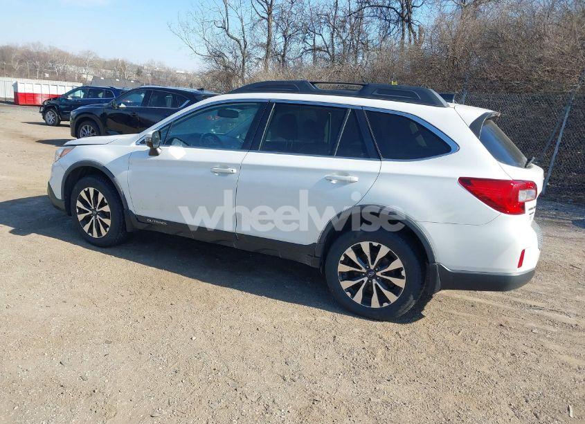 Photo 3 of 2016 Subaru Outback 3.6R LIMITED (VIN 4S4BSENC3G3224273)