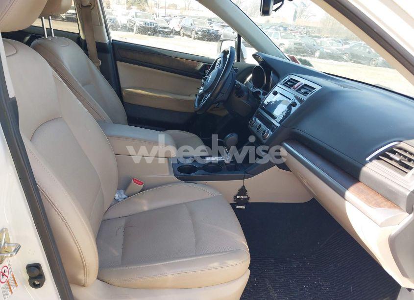 Photo 5 of 2016 Subaru Outback 3.6R LIMITED (VIN 4S4BSENC3G3224273)