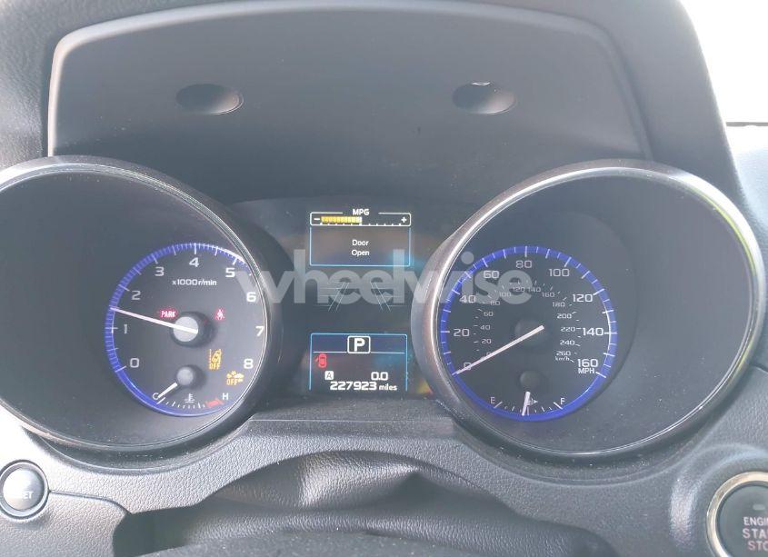 Photo 7 of 2016 Subaru Outback 3.6R LIMITED (VIN 4S4BSENC3G3224273)