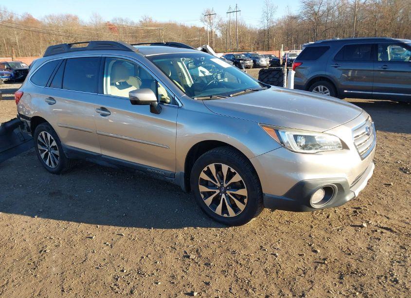 2016 Subaru Outback 3.6R LIMITED (VIN 4S4BSENC4G3341053) main photo