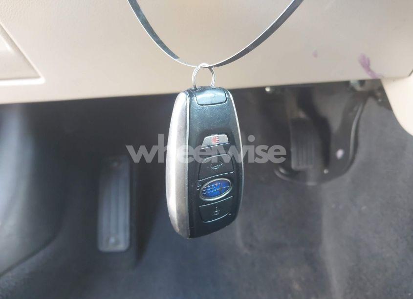 Photo 11 of 2018 Subaru Outback 3.6R LIMITED (VIN 4S4BSENC4J3214309)