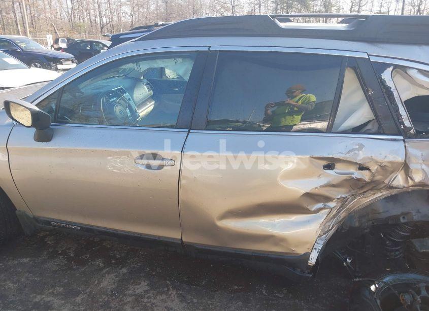 Photo 15 of 2018 Subaru Outback 3.6R LIMITED (VIN 4S4BSENC4J3214309)