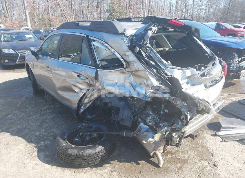 Photo 6 of 2018 Subaru Outback 3.6R LIMITED (VIN 4S4BSENC4J3214309)