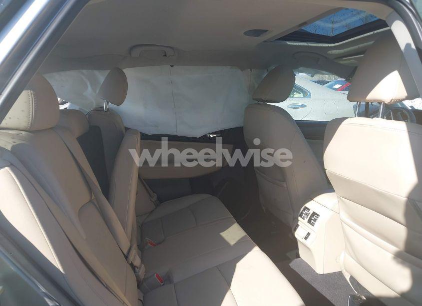 Photo 8 of 2018 Subaru Outback 3.6R LIMITED (VIN 4S4BSENC4J3214309)