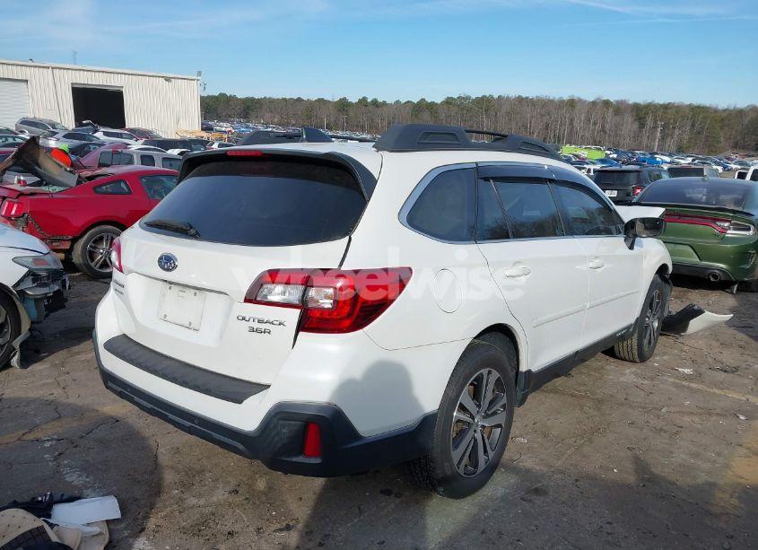 Photo 4 of 2019 Subaru Outback 3.6R LIMITED (VIN 4S4BSENC4K3223948)