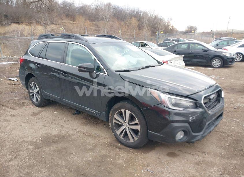 2019 Subaru Outback 3.6R LIMITED (VIN 4S4BSENC4K3230043) main photo