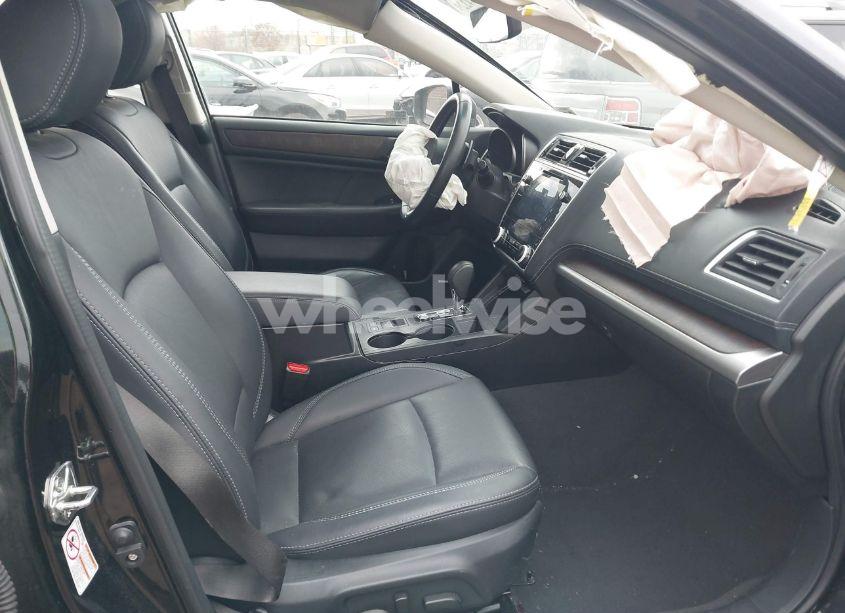 Photo 5 of 2019 Subaru Outback 3.6R LIMITED (VIN 4S4BSENC4K3230043)