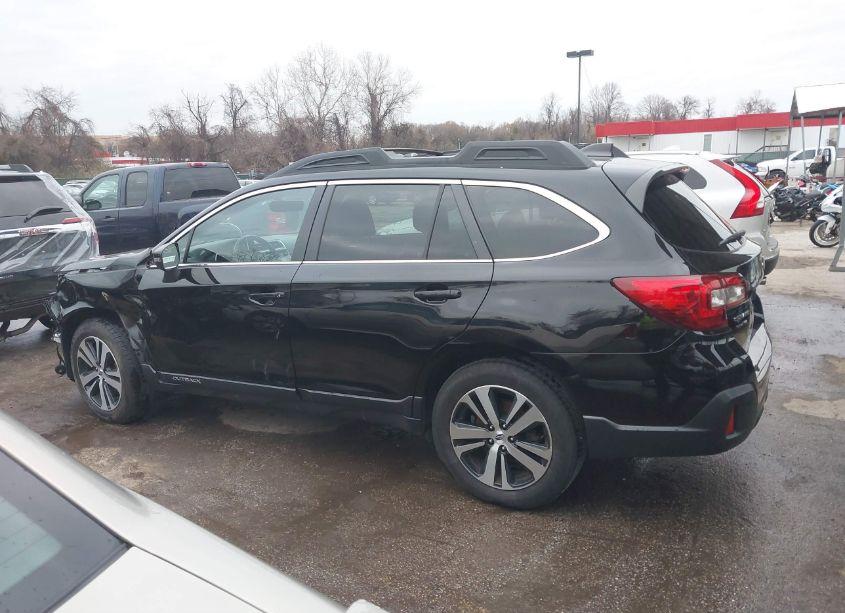 Photo 14 of 2019 Subaru Outback 3.6R LIMITED (VIN 4S4BSENC4K3234805)