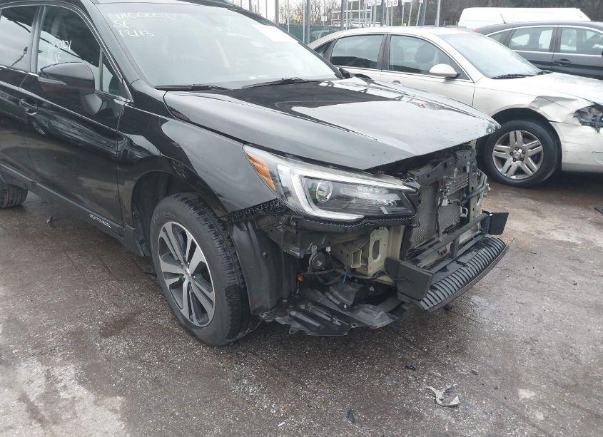 Photo 18 of 2019 Subaru Outback 3.6R LIMITED (VIN 4S4BSENC4K3234805)