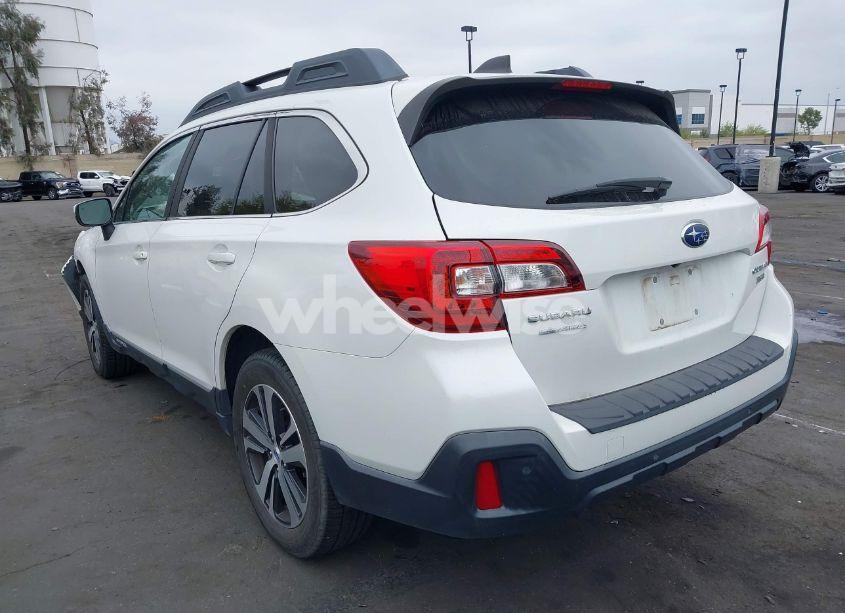 Photo 3 of 2019 Subaru Outback 3.6R LIMITED (VIN 4S4BSENC4K3278965)