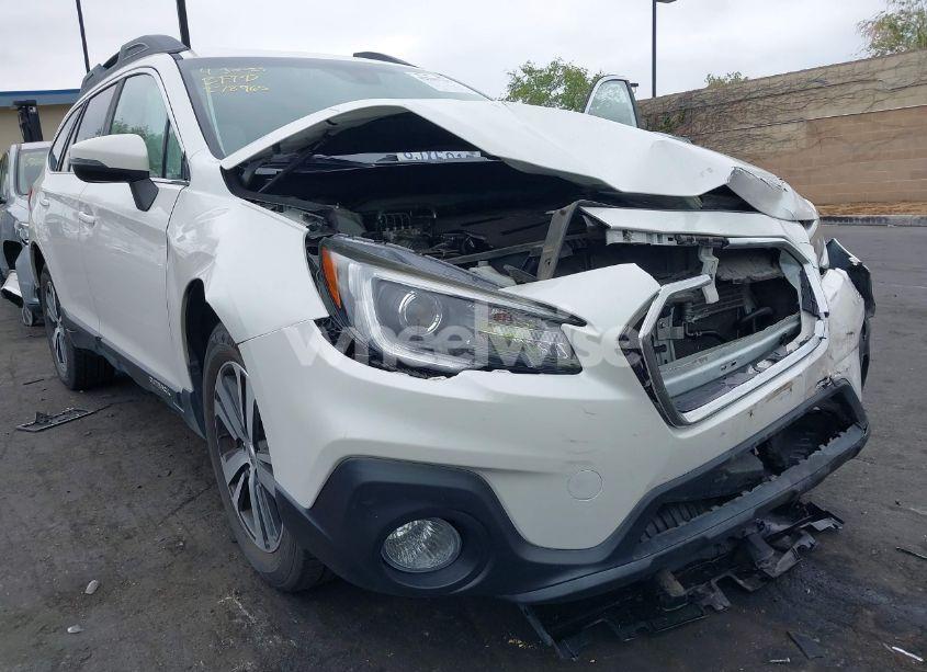 Photo 6 of 2019 Subaru Outback 3.6R LIMITED (VIN 4S4BSENC4K3278965)