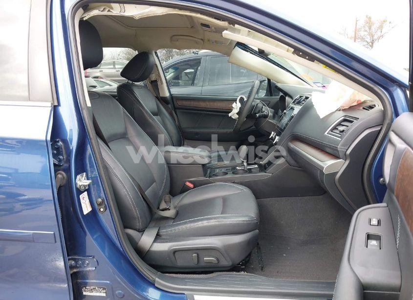 Photo 5 of 2019 Subaru Outback 3.6R LIMITED (VIN 4S4BSENC5K3206530)