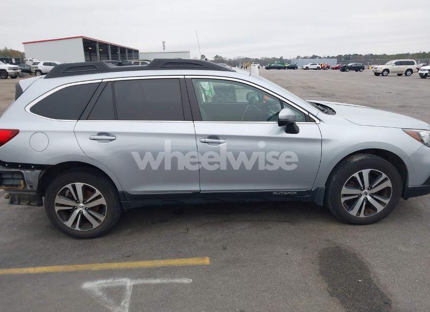 Photo 13 of 2019 Subaru Outback 3.6R LIMITED (VIN 4S4BSENC5K3315585)