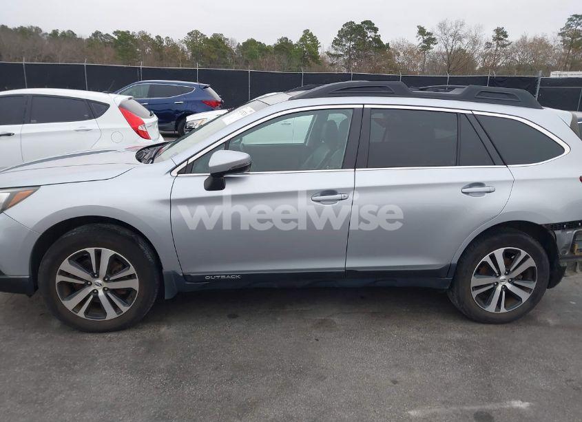 Photo 14 of 2019 Subaru Outback 3.6R LIMITED (VIN 4S4BSENC5K3315585)