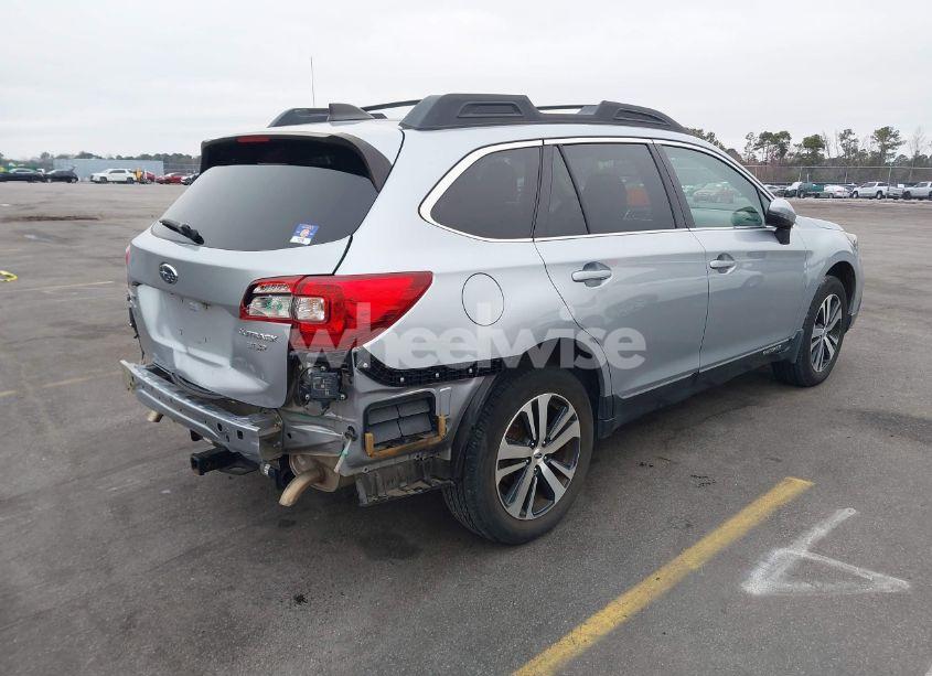 Photo 4 of 2019 Subaru Outback 3.6R LIMITED (VIN 4S4BSENC5K3315585)