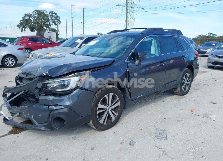 Photo 2 of 2018 Subaru Outback 3.6R LIMITED (VIN 4S4BSENC6J3364535)