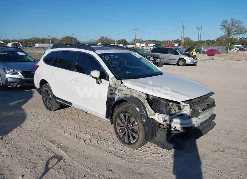 2016 Subaru Outback 3.6R LIMITED (VIN 4S4BSENC8G3297297) main photo