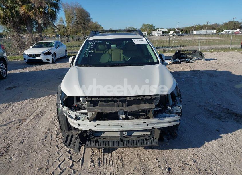 Photo 6 of 2016 Subaru Outback 3.6R LIMITED (VIN 4S4BSENC8G3297297)