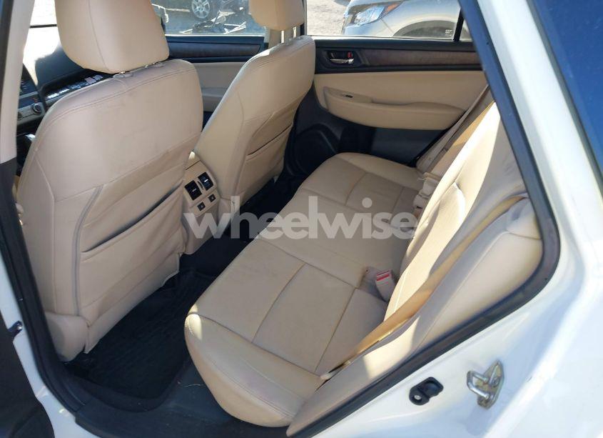 Photo 8 of 2016 Subaru Outback 3.6R LIMITED (VIN 4S4BSENC8G3297297)