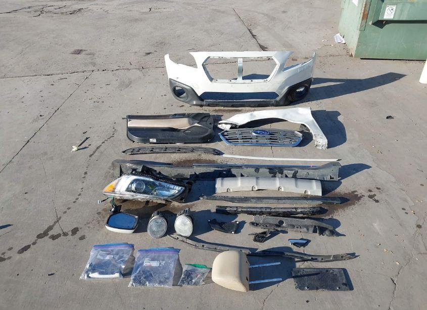 Photo 12 of 2017 Subaru Outback 3.6R LIMITED (VIN 4S4BSENC8H3382139)