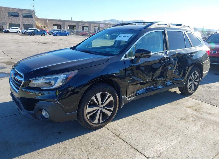 Photo 2 of 2018 Subaru Outback 3.6R LIMITED (VIN 4S4BSENC8J3328491)