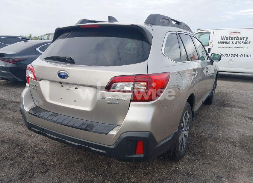 Photo 4 of 2018 Subaru Outback 3.6R LIMITED (VIN 4S4BSENC8J3330662)