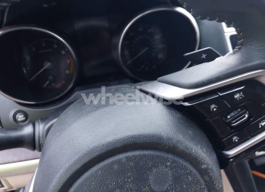 Photo 7 of 2018 Subaru Outback 3.6R LIMITED (VIN 4S4BSENC8J3330662)