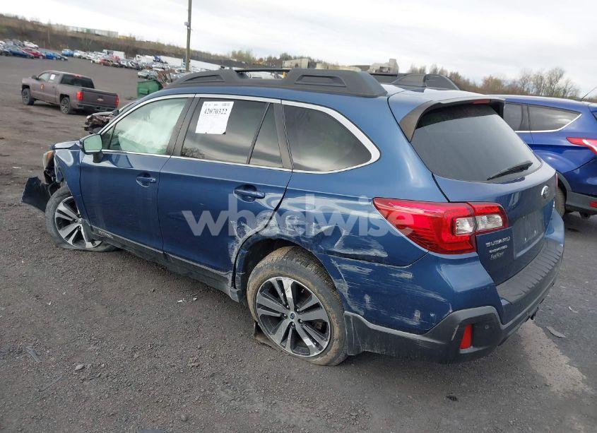 Photo 3 of 2019 Subaru Outback 3.6R LIMITED (VIN 4S4BSENC8K3317105)