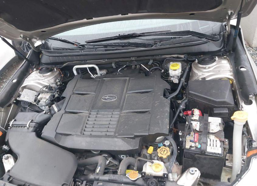 Photo 10 of 2017 Subaru Outback 3.6R LIMITED (VIN 4S4BSENC9H3309202)