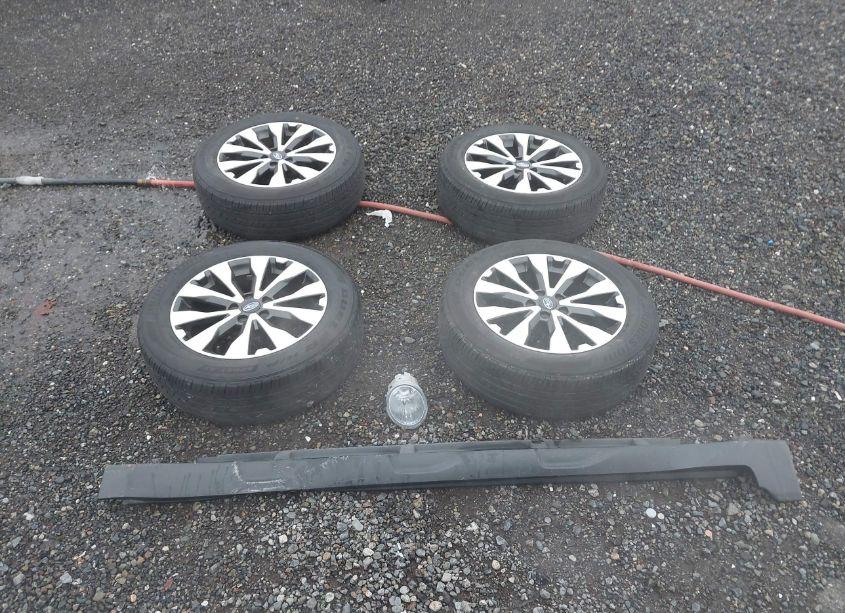 Photo 12 of 2017 Subaru Outback 3.6R LIMITED (VIN 4S4BSENC9H3309202)