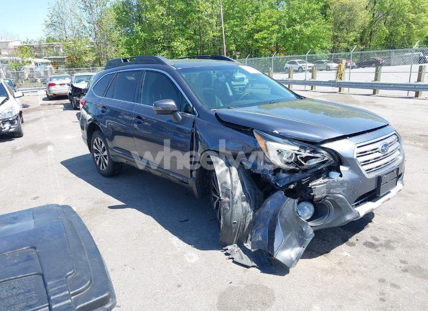 2017 Subaru Outback 3.6R LIMITED (VIN 4S4BSENC9H3336237) main photo
