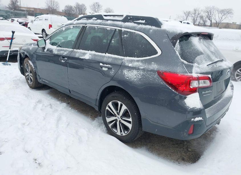 Photo 3 of 2018 Subaru Outback 3.6R LIMITED (VIN 4S4BSENC9J3324630)