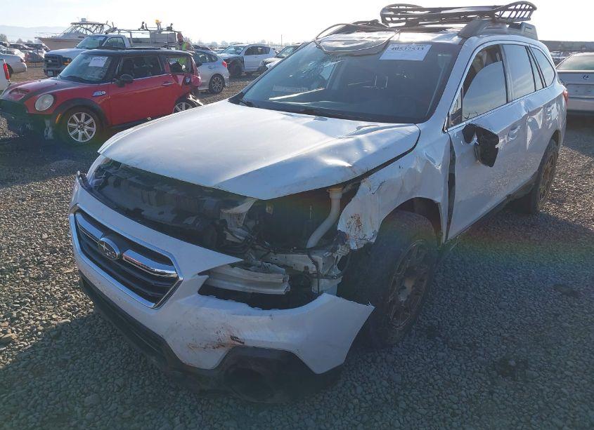 Photo 6 of 2018 Subaru Outback 3.6R LIMITED (VIN 4S4BSENC9J3330413)