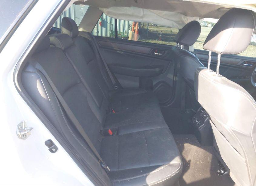 Photo 8 of 2018 Subaru Outback 3.6R LIMITED (VIN 4S4BSENC9J3330413)