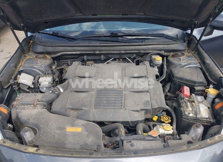 Photo 10 of 2015 Subaru Outback 3.6R LIMITED (VIN 4S4BSENCXF3264560)