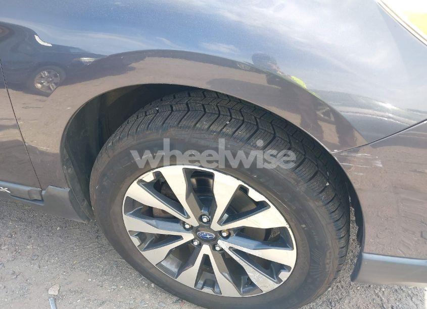 Photo 17 of 2015 Subaru Outback 3.6R LIMITED (VIN 4S4BSENCXF3264560)