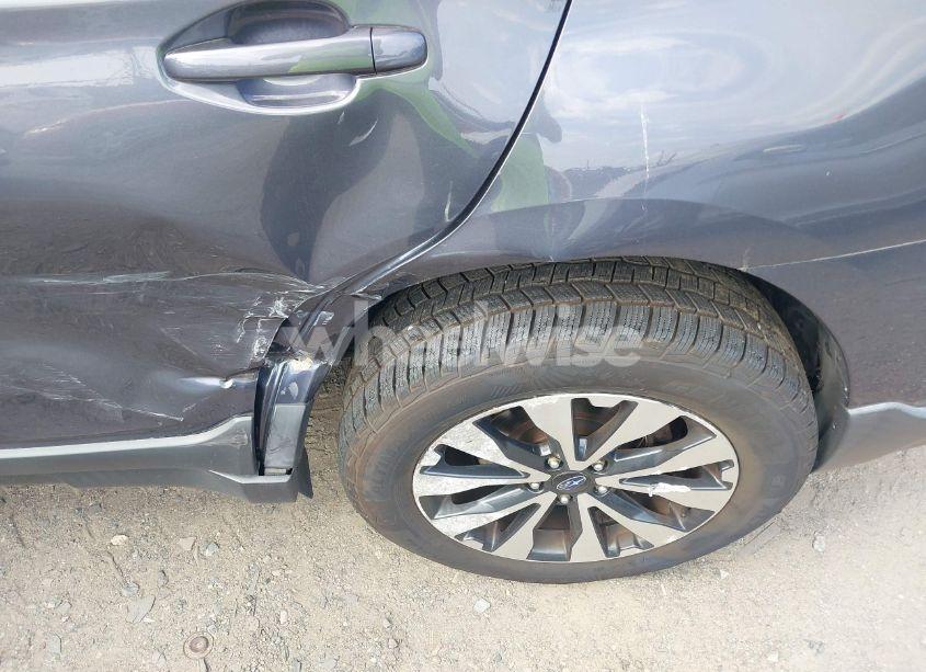 Photo 6 of 2015 Subaru Outback 3.6R LIMITED (VIN 4S4BSENCXF3264560)