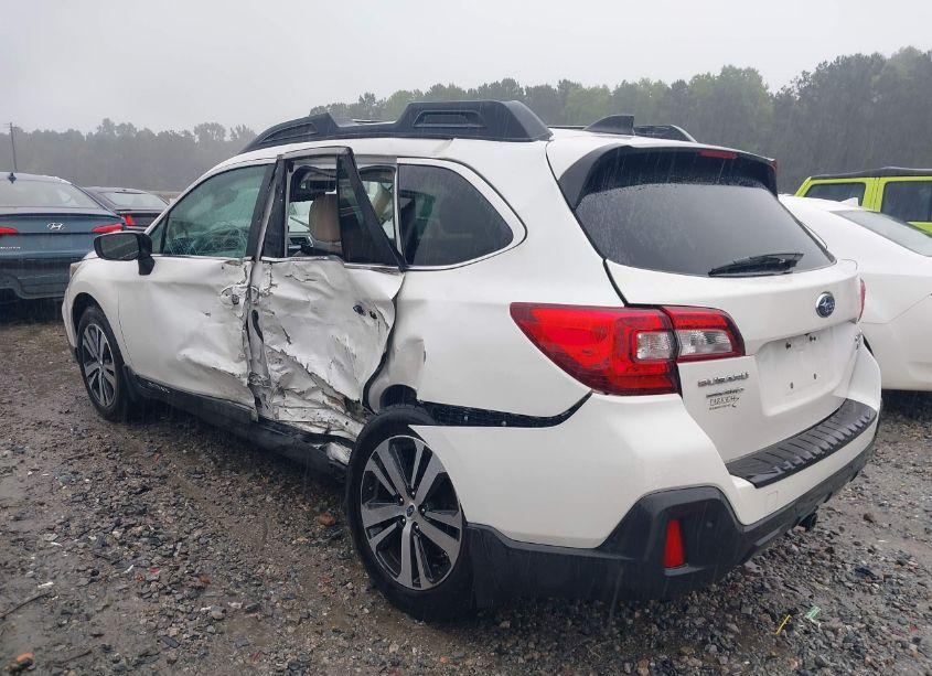Photo 3 of 2018 Subaru Outback 3.6R LIMITED (VIN 4S4BSENCXJ3351982)