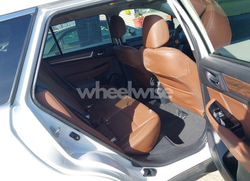 Photo 8 of 2019 Subaru Outback 3.6R TOURING (VIN 4S4BSETC0K3269845)