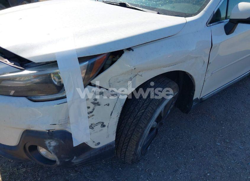 Photo 6 of 2019 Subaru Outback 3.6R TOURING (VIN 4S4BSETC2K3320794)