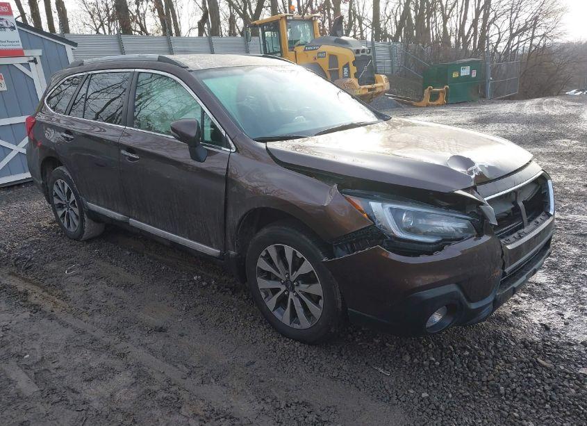 2019 Subaru Outback 3.6R TOURING (VIN 4S4BSETC3K3252151) main photo