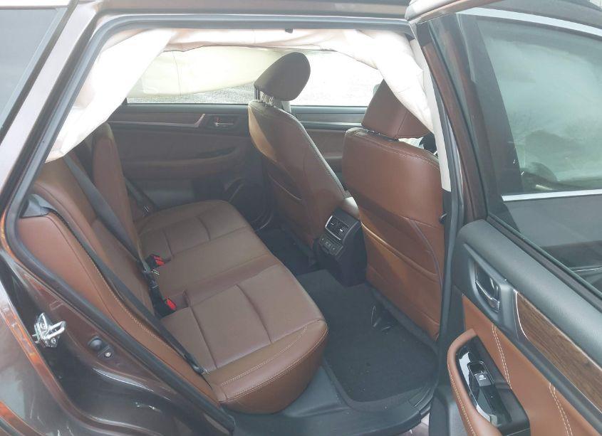 Photo 8 of 2019 Subaru Outback 3.6R TOURING (VIN 4S4BSETC3K3252151)
