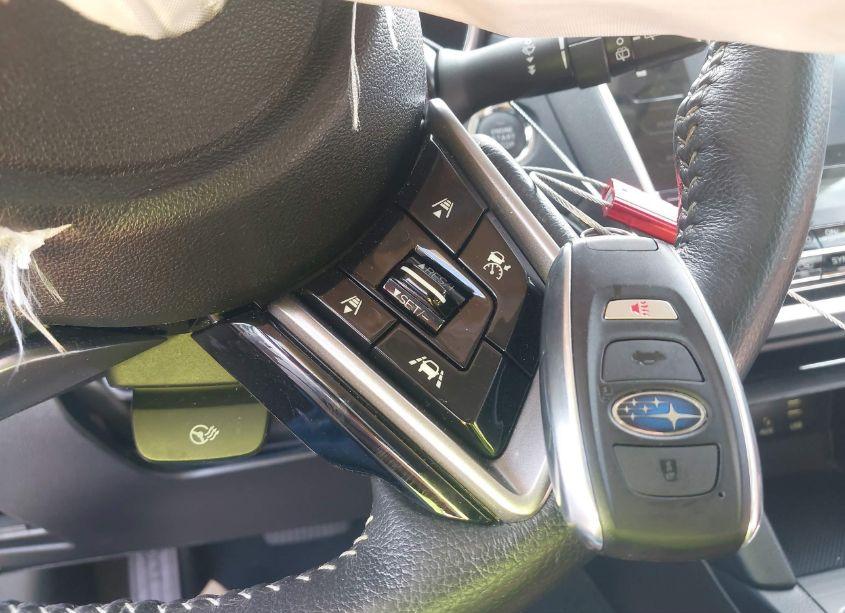 Photo 11 of 2018 Subaru Outback 3.6R TOURING (VIN 4S4BSETC6J3238601)