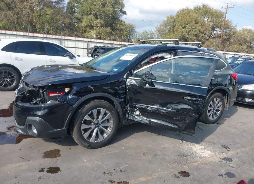 Photo 15 of 2018 Subaru Outback 3.6R TOURING (VIN 4S4BSETC6J3238601)