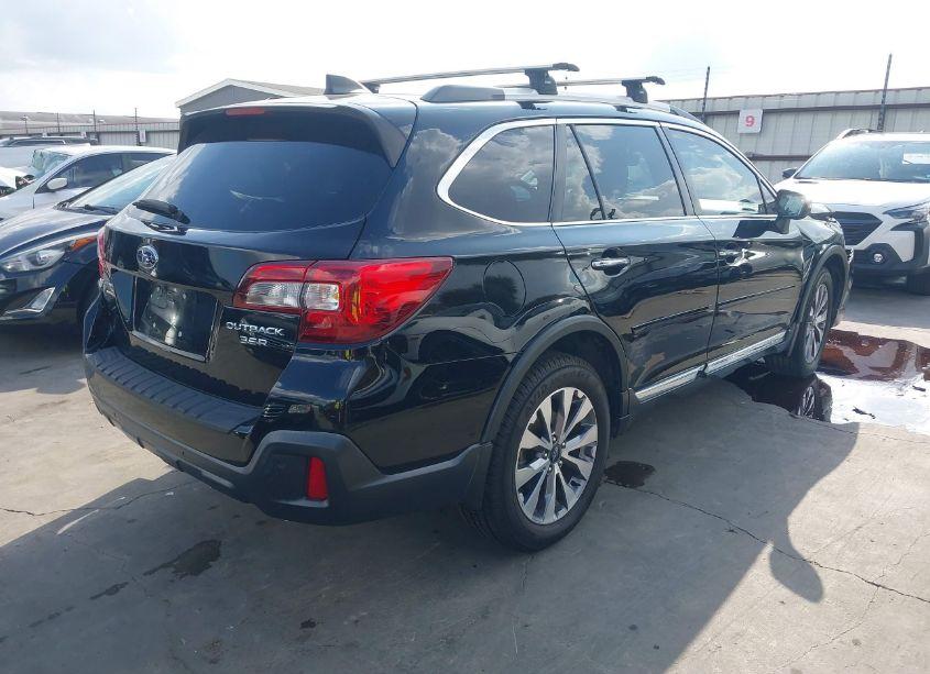 Photo 4 of 2018 Subaru Outback 3.6R TOURING (VIN 4S4BSETC6J3238601)
