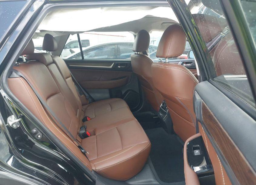 Photo 8 of 2018 Subaru Outback 3.6R TOURING (VIN 4S4BSETC6J3238601)