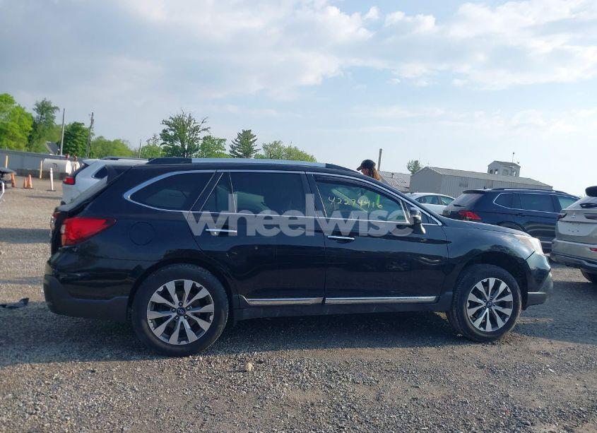 Photo 13 of 2019 Subaru Outback 3.6R TOURING (VIN 4S4BSETC6K3209553)